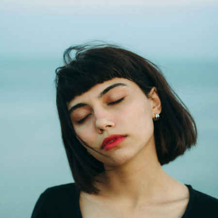 Le Blunt Bob : la coupe ultra chic qui domine les tendances coiffure de 2026